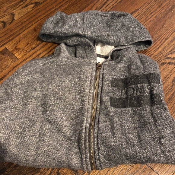 Toms for target 🎯  👟 adorable sweatshirt - Picture 1 of 2